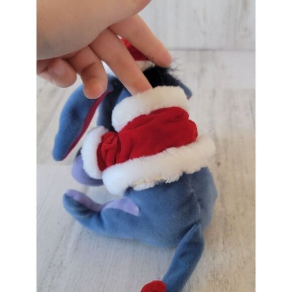 Disney santa claus eeyore winne pooh toy figure plush - Picture 8 of 9